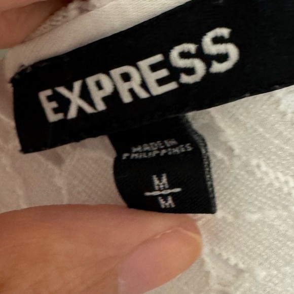 White Puffy Short Sleeve Express Top Size M - Picture 3 of 4